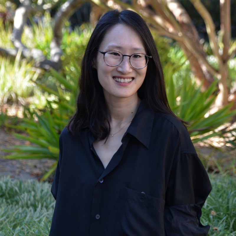 Headshot Photo of Professor Tae-Yeoun Keum