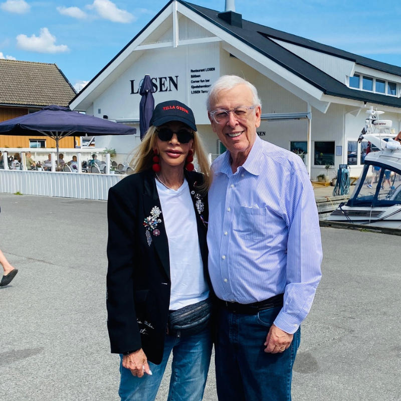 t Photo of Ambassador Marc Nathanson and his wife Jane Nathanson